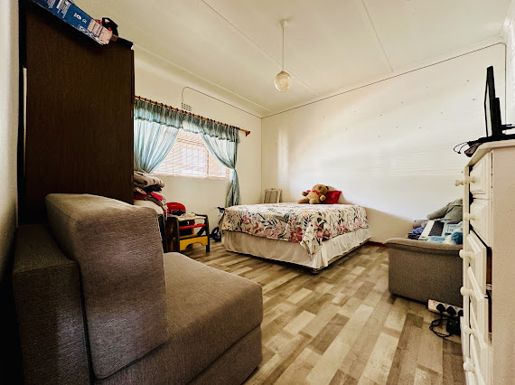 3 Bedroom Property for Sale in Hawston Western Cape